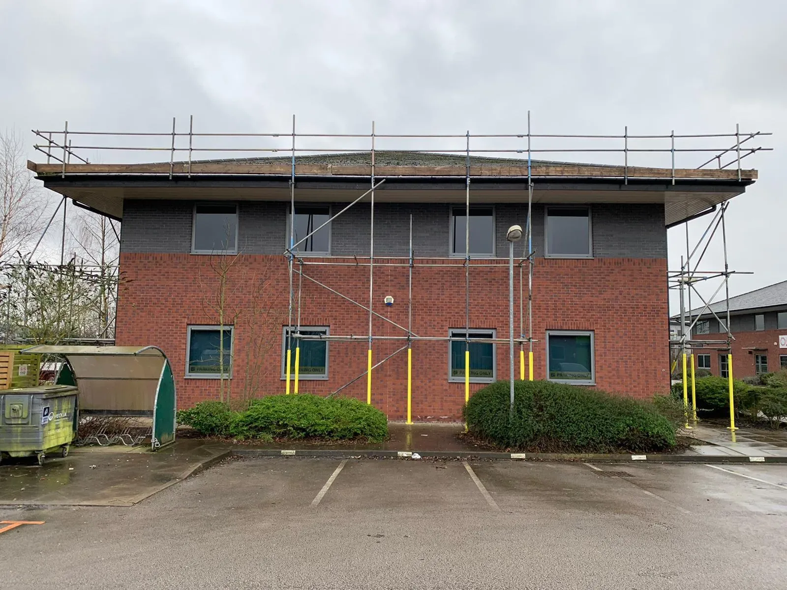 Rear elevation scaffold on an office building