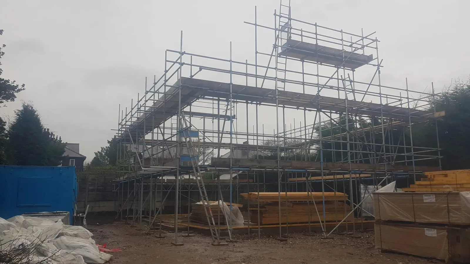 New build birdcage scaffold with inspection tower